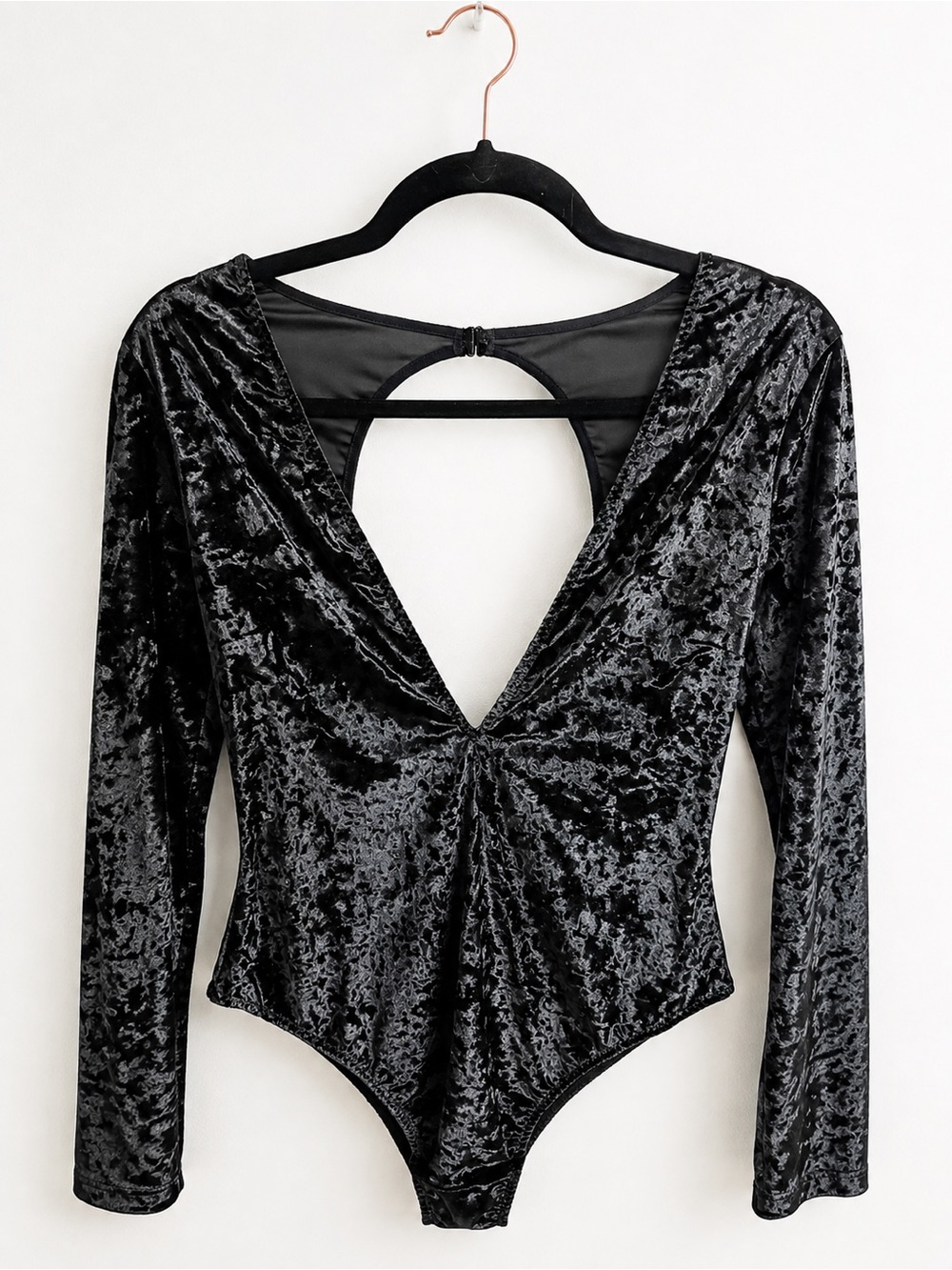 ✨Vintage NWOT Victoria’s Secret Velvet Bodysuit –Sz M